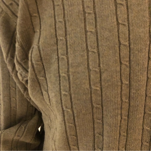 IZod mens cable crewneck sweater - Picture 2 of 4